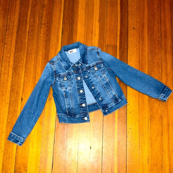 Jean Jacket - Picture 1 of 4
